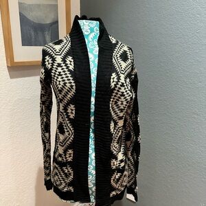 Aztec inspired Elegant Black and Cream Patterned Cardigan. Bohemian. NWOT